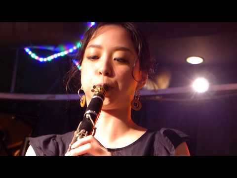 Shake It Break It - New Orleans Jazz Hounds