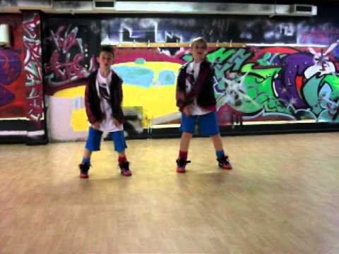 Frantic uk's duo Lewis and Tayla age 8 and 10 years old