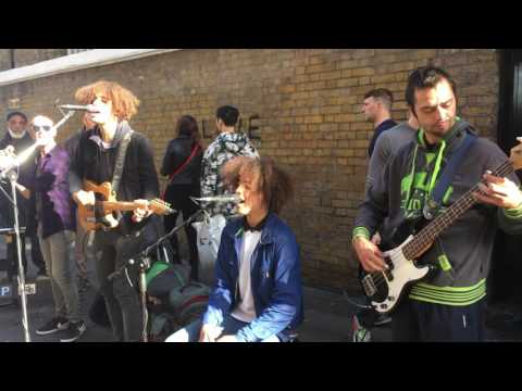 Outkast, Hey Ya! (2ICE cover) - Busking in the Streets of London, UK