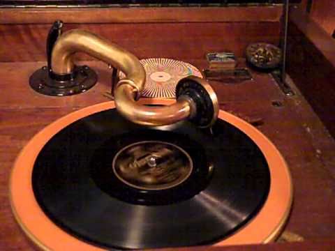 JAN GARBER VIVA-TONAL - I WISH I COULD SHIMMY LIKE MY SISTER KATE - ROARING 20'S VICTROLA.MP4