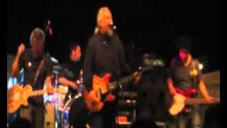 EUGENIO FINARDI   .saluteremo il signor padrone.   Live Torino 9/6/2011