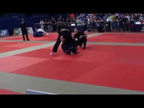Cselőtei Tamás vs. Petter Lyng @ 2014 London Open -88kg GI (1st Fight)