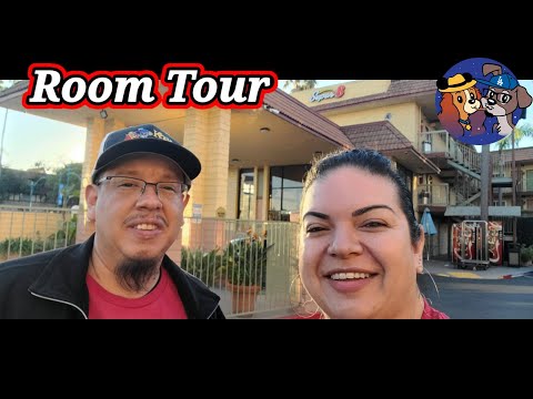 Super 8 Anaheim | Room Tour