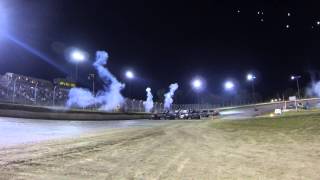 preview picture of video 'Eagle Raceway 4 Wide Sprints 7 13 2013'