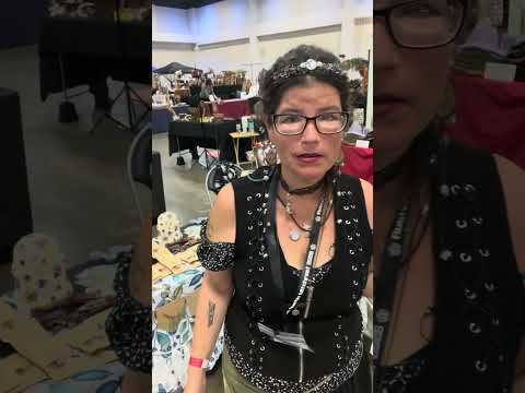 Let’s go to the Austin Witchfest! #kcgoestothewitchfest #kaciescorner #kcgoes #travelwitch #austin