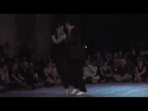 Bruno Tombari y Mariangeles Caamano - El lloron