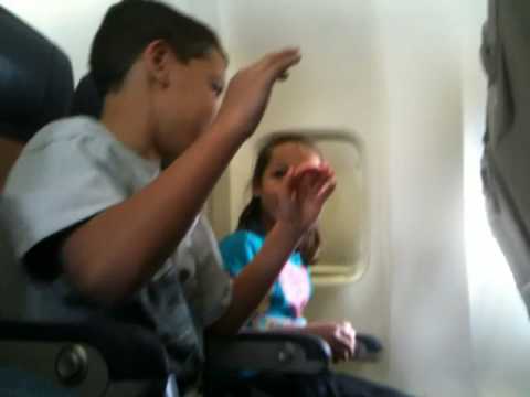 Kids on turbulent flight to Tampa