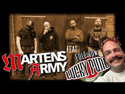 Martens Army (feat. Eule) - Ho Ho Ho Frau Weihnachtsmann