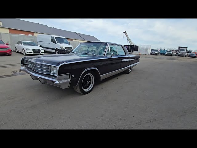 1965 Chrysler New Yorker Staggered Custom Wheel Setup in Classic Cars in West Island