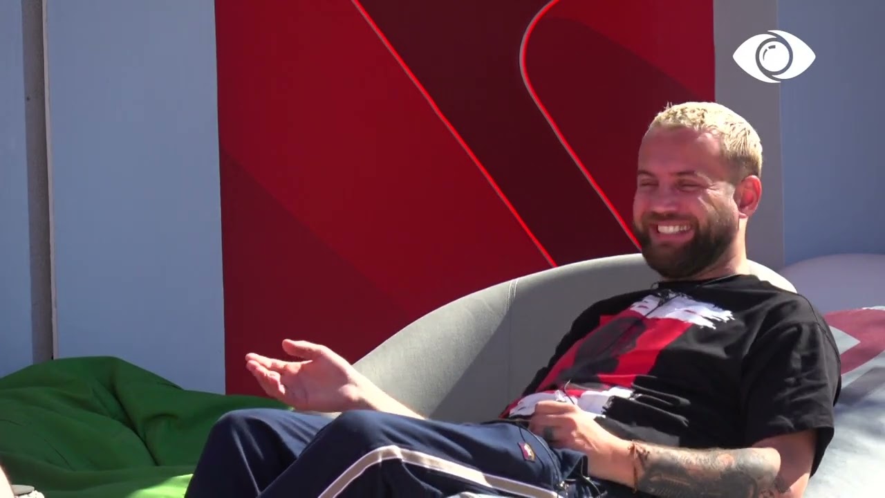 Luizi dhe Qetsori bisedojnë për heqjen e imunitetit të banorëve të rinj