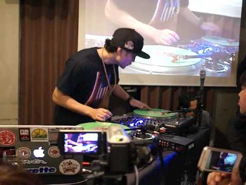 DJ IZOH(威蔵) 東名阪 WORK SHOP 2013 @ cafe DODO in NAGOYA(SKC48)