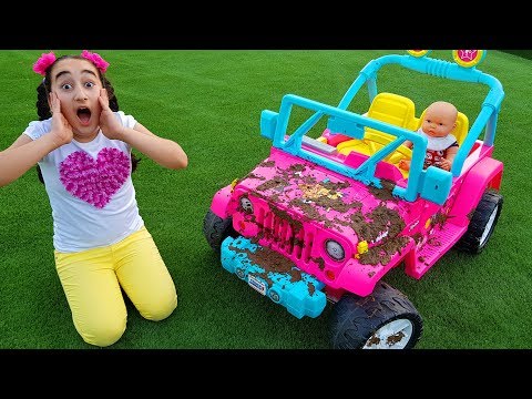 Gamze pretend play with Car Wash with Cleaning Toys and Ice cream