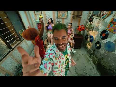 Cumbianea, Wolfine - Video Oficial