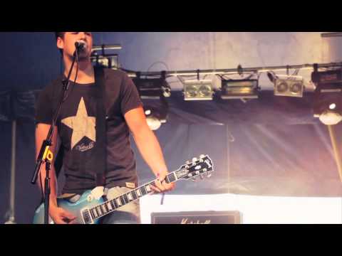 One Minute More - Fighting Wolves