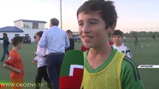 Игроки грозненского «Ахмата» встретились с молодежью из Курчалоевского района