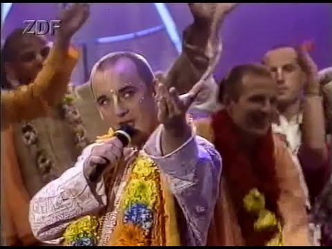 Boy George - Bow Down Mister (Hare-Krishna हरे कृष्णा) [live]