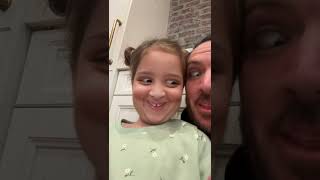 WHAT is NAVEY LOOKiNG AT?! navey &amp; dad keep using silly filters &amp; now they cant stop looking left 👀