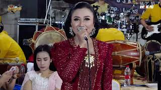 Download lagu DERMAGA BIRU - IIS TABITHA cover GARAGA music mp3