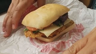 preview picture of video 'Probando el Tuscan Chicken Ciabatta de Wendy's'