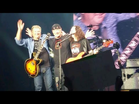 Rush - Garden Road (R40 Live) - Rush's Last Show - Los Angeles 2015