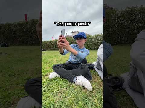 iPhone vs Android 😂 #romics