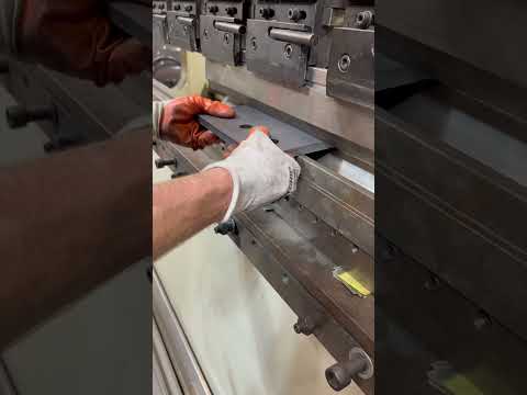 Press Brake Bending 1/2" Steel