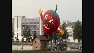 preview picture of video 'Swisstory: Urdorf & the Giant Strawberry Man'