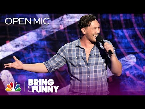 Comic Rocky Dale Davis Performs in the Open Mic Round - Bring The Funny (Open Mic)