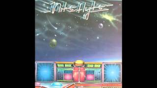 Niteflyte - No Two Alike