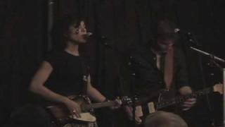 Carrie Rodriguez - Seven Angels on a Bicycle