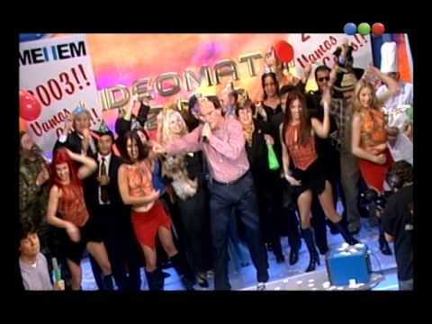 Cumpleaños De Menem, canta - Videomatch