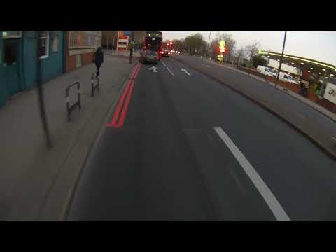 GM04 CDE bus lane abuse and RLJ