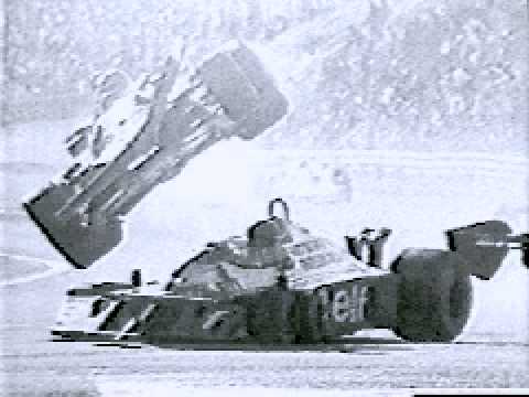 Gilles Villeneuve Japan77