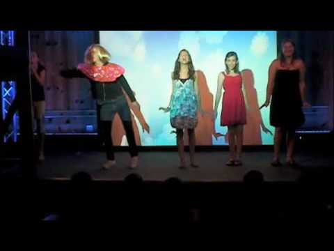 The FingerLeg Sisters!