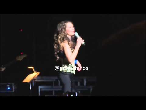 Thalia saluda a fan de Brazil VIVA tour