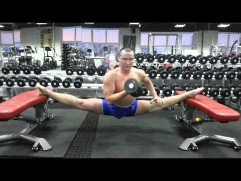 АЛЕКСЕЙ КАЛАШНИКОВ Шпагат с гантелью