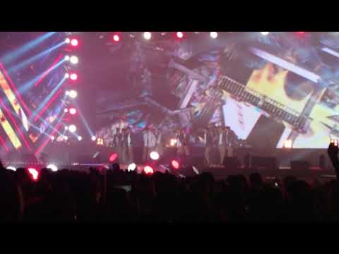 Wanna One : Burn It Up (Live) // Wanna One 1st Fan Meeting In BKK