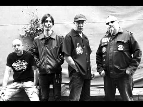 The Radiacs - All Wound Up