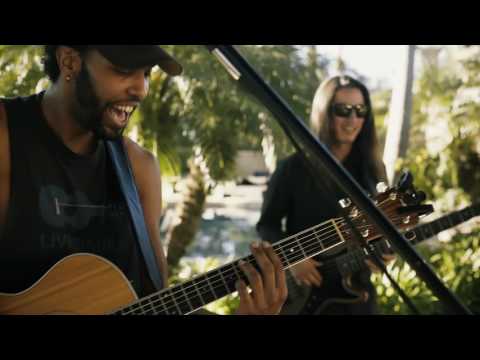 AQUILE LIVE - Ft. Elise Trouw - One Dance