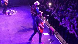 LoCash - "I know somebody"