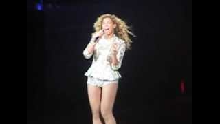 Beyonce sings Ex Factor by Lauryn Hill