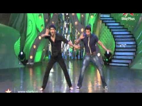 Hrithik & Sushant Singh Rajput dancing together on Kaho Naa Pyaar Hai 😍❤️