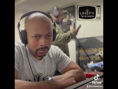 OZ_TRUTH and BOBBY SUFLAY IN THE BOOTH