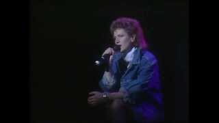 Barbara Dickson - I Think It's Going To Rain Today (Royal Albert Hall 1987)