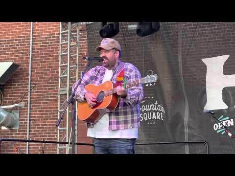 Donovan Woods - Portland Maine (Indy 8/30/22)