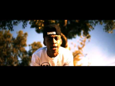 Young Bruce Feat. Peezzy - I Be On (Official Music Video)