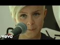 Robyn - Be Mine! (Live From The Cherrytree ...