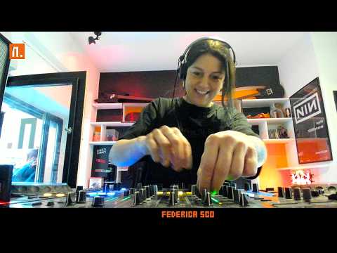 Anteprima video OCxPcRFDxTc