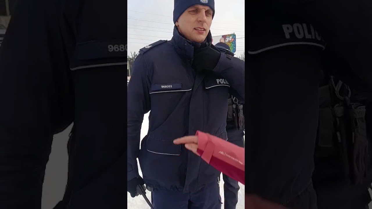 Protest Rolników 9.01.2026 - Zakaz wjazdu, policjant nie zna podstawy pr...