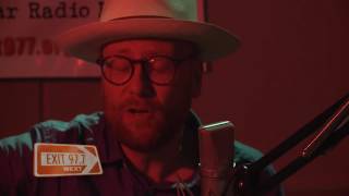 Mike Doughty "Looking At The World From The Bottom Of A Well" (Live at WEXT)